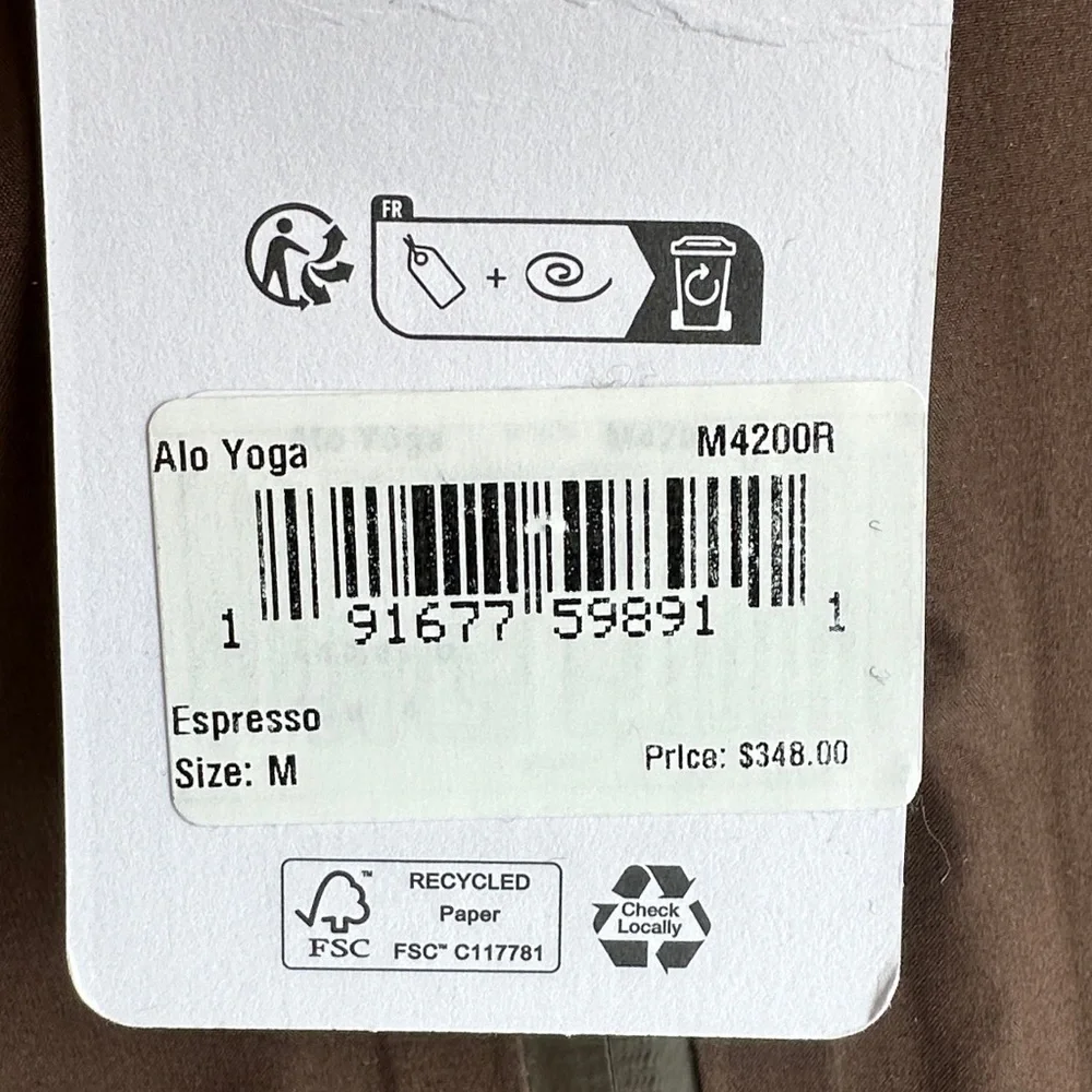 ALO Yoga Alpha Shell Jacket - Picture 7 of 12